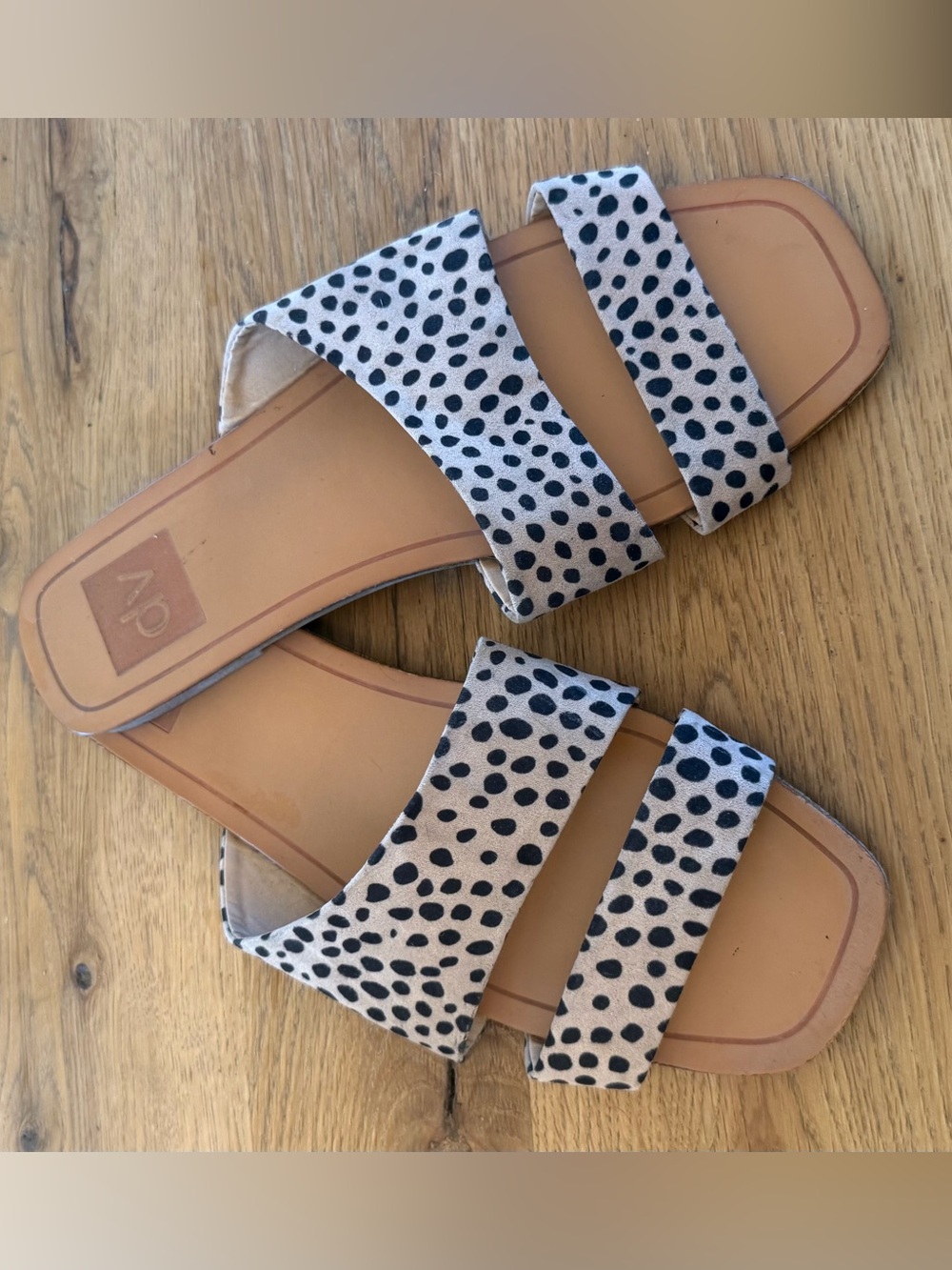 DV by Dolce Vita Black & White Spotted Slide Sandals